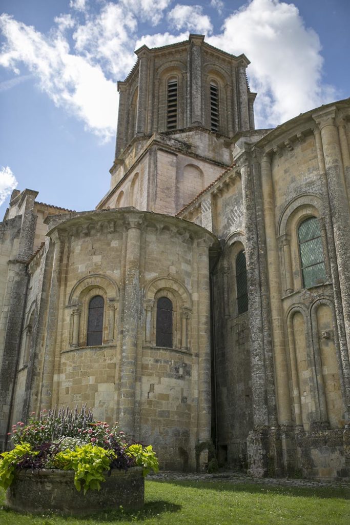 Église Notre Dame - Vouvant - ©Medhi Média